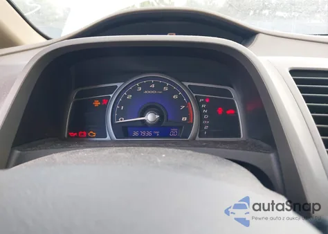 2006 Honda Civic Lx z USA, uszkodzony, nr VIN 1HGFA16596L026928